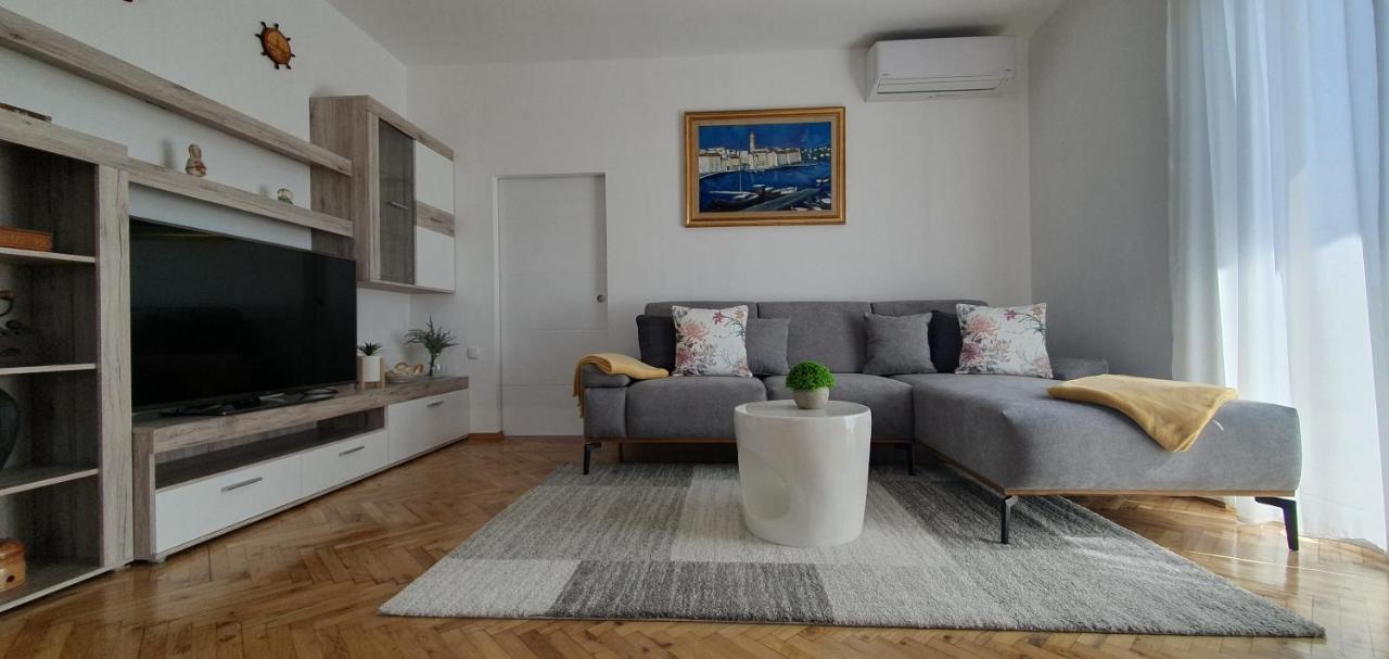 Apartmani Pavlovic Krk Town Eksteriør bilde
